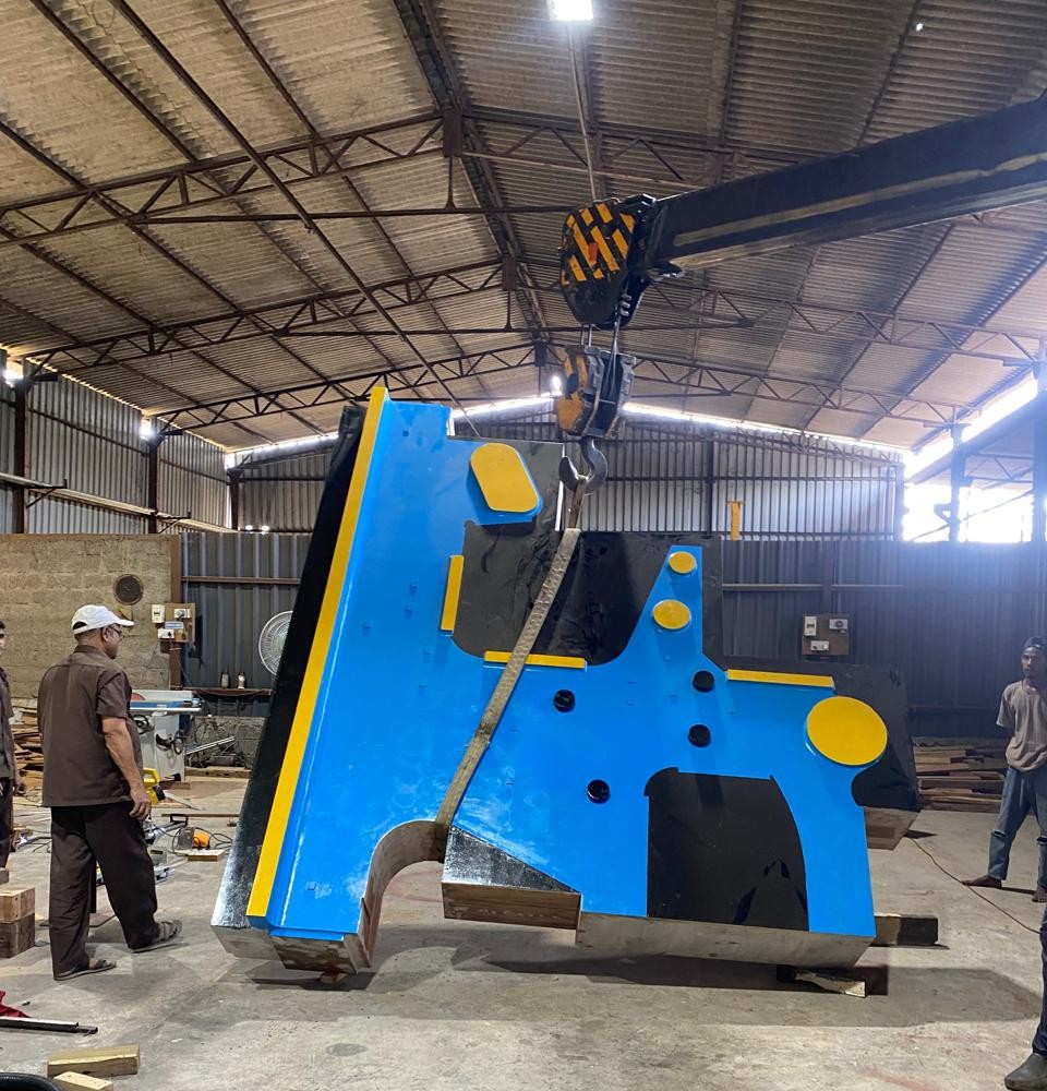 Large-format pattern manufacturing at Elite Tools facility